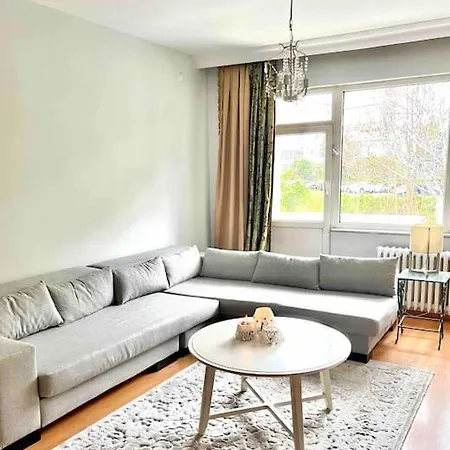 Akkirmanda Nisantasi Sicacik Aile Evi Istanbul